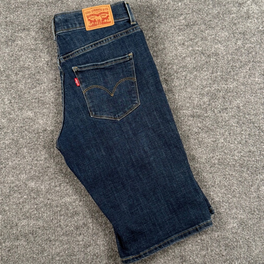 Levi Strauss Co Sz 27 Womens Bermuda Denim Jean Shorts Mid Rise Summer Y2K Retro